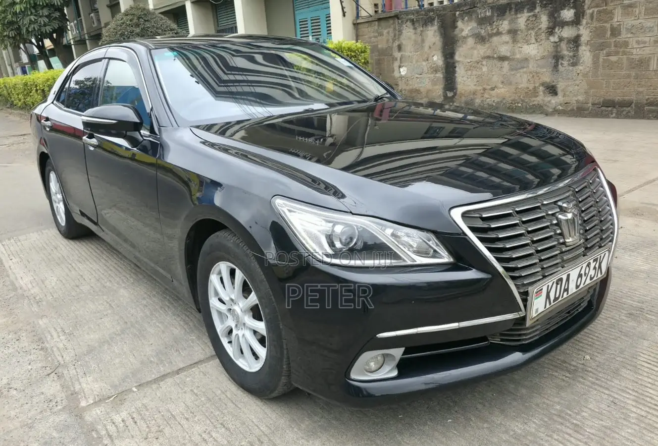 Toyota Crown 2013 Black
