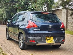 Peugeot 3008 2012 Blue