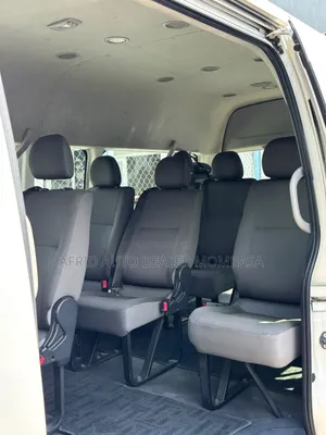 Toyota HiAce 2019 White