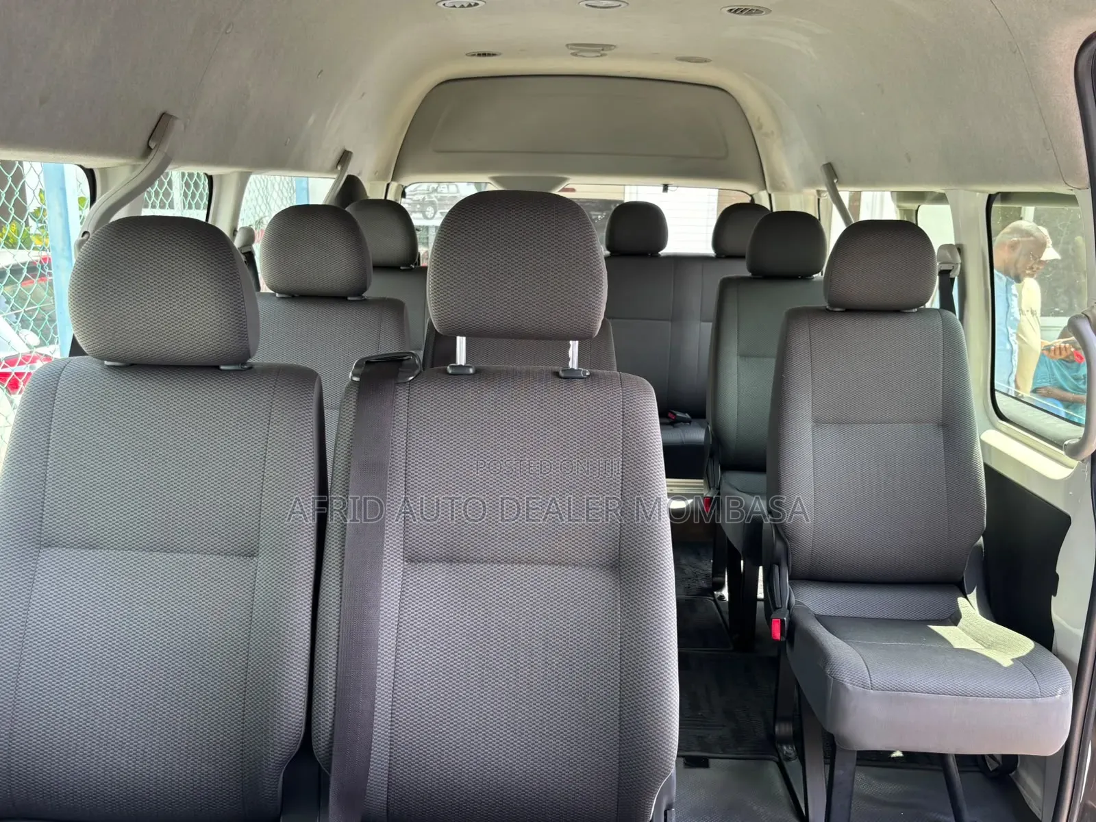 Toyota HiAce 2019 White
