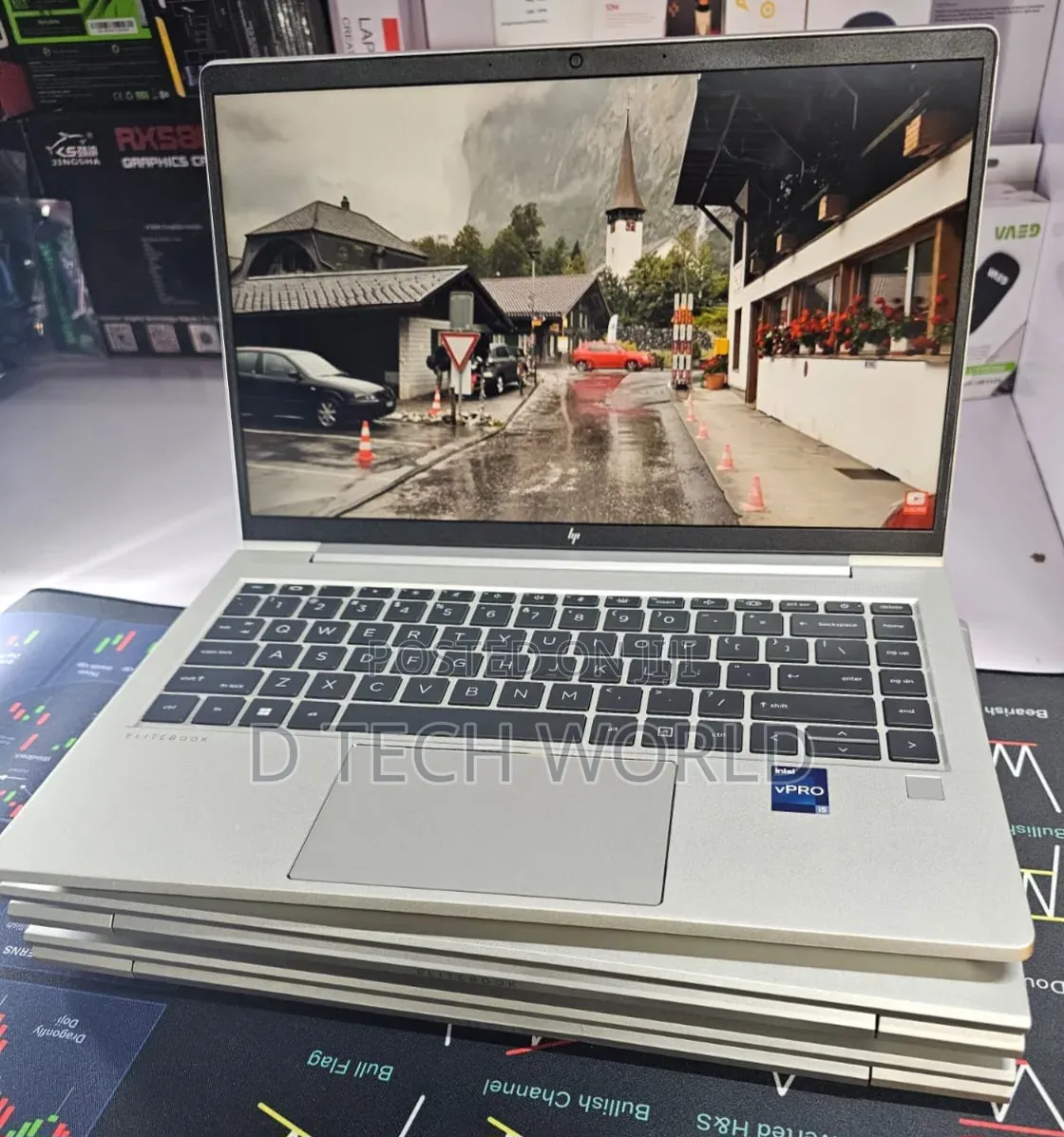 Laptop HP EliteBook 640 G9 16GB Intel Core i5 SSD 512GB
