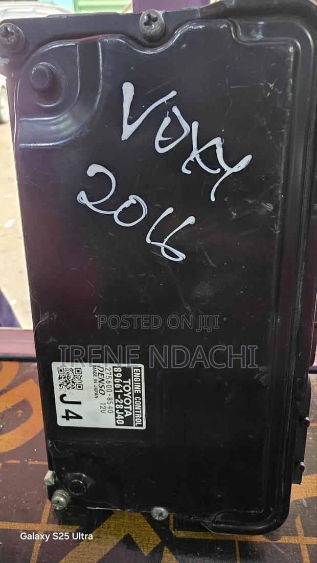 Ecu Voxy 2016 - thumbnail 3
