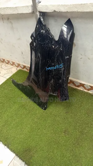 Honda Stepwagon Fender/Wing