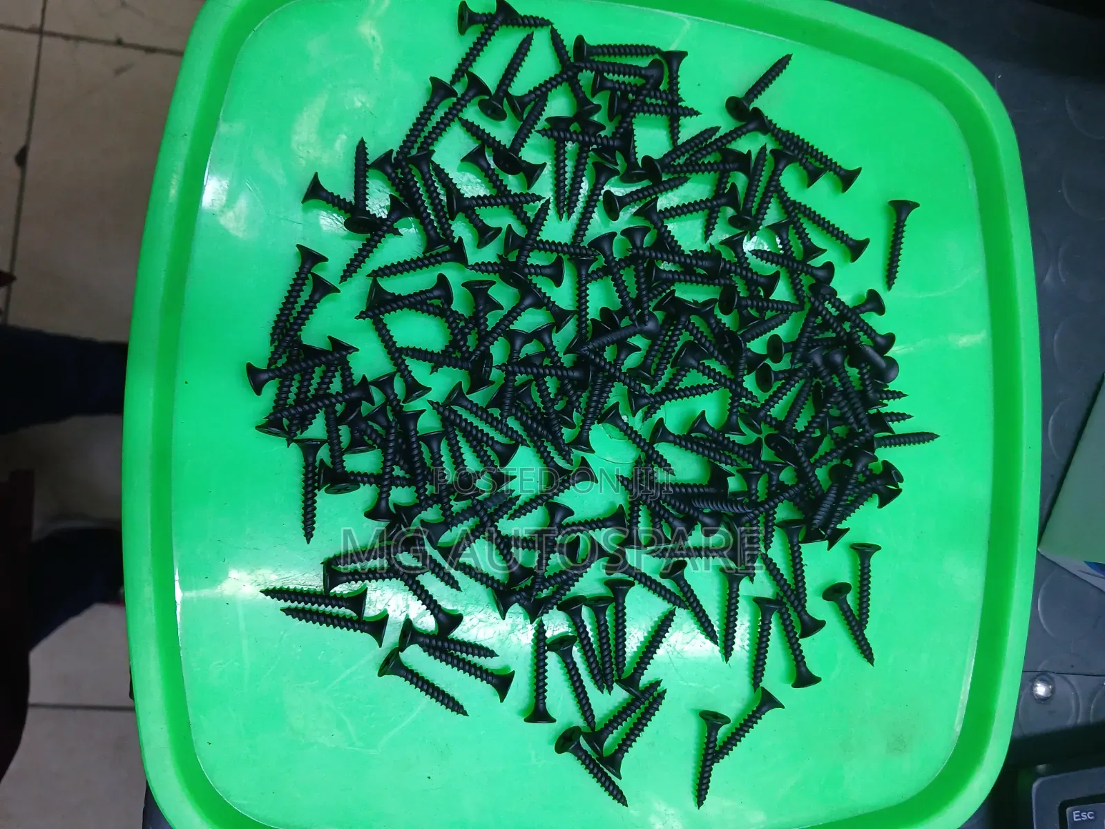 1-Inch Self-Tapping Screw
