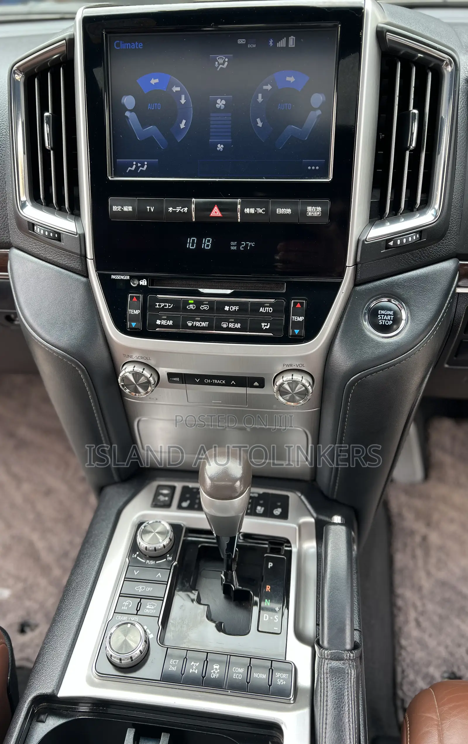 Toyota Land Cruiser 4.6 V8 ZX 2019 Gray