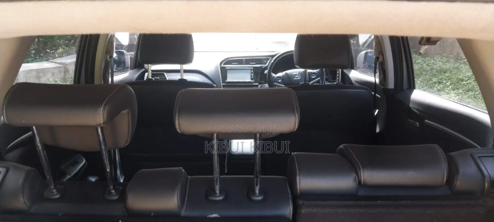 Honda Shuttle 1.5 Hybrid 2WD 2017 Silver