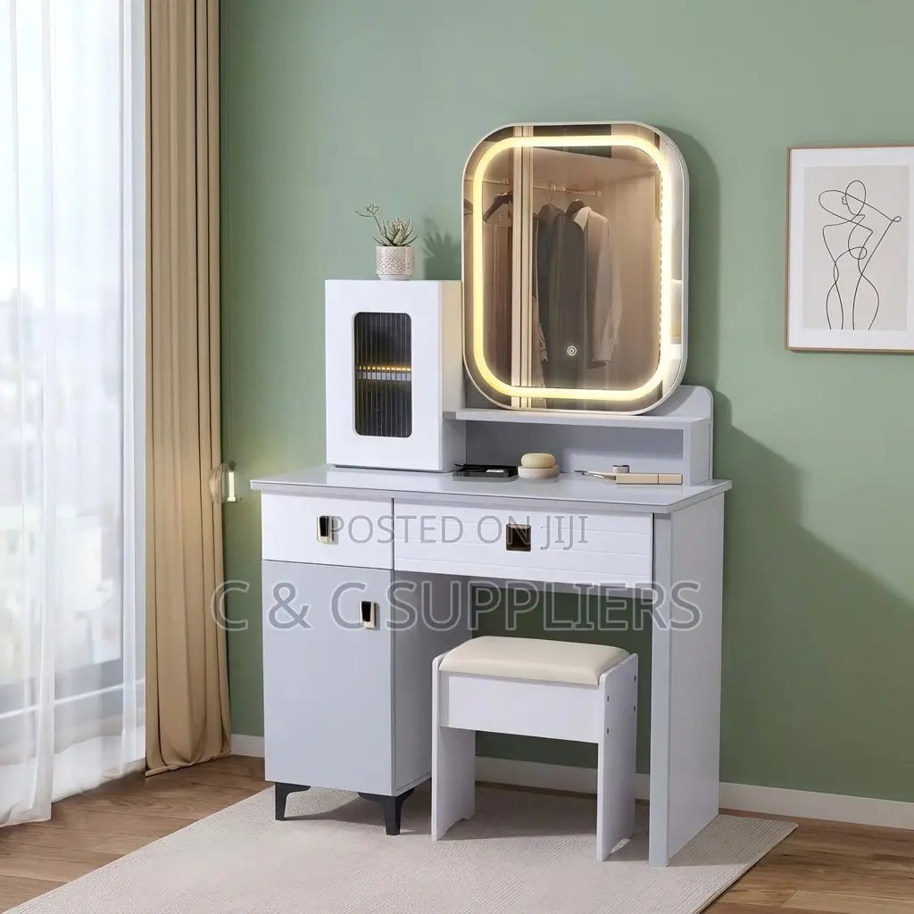 Bedroom Dressing Table With Mirror