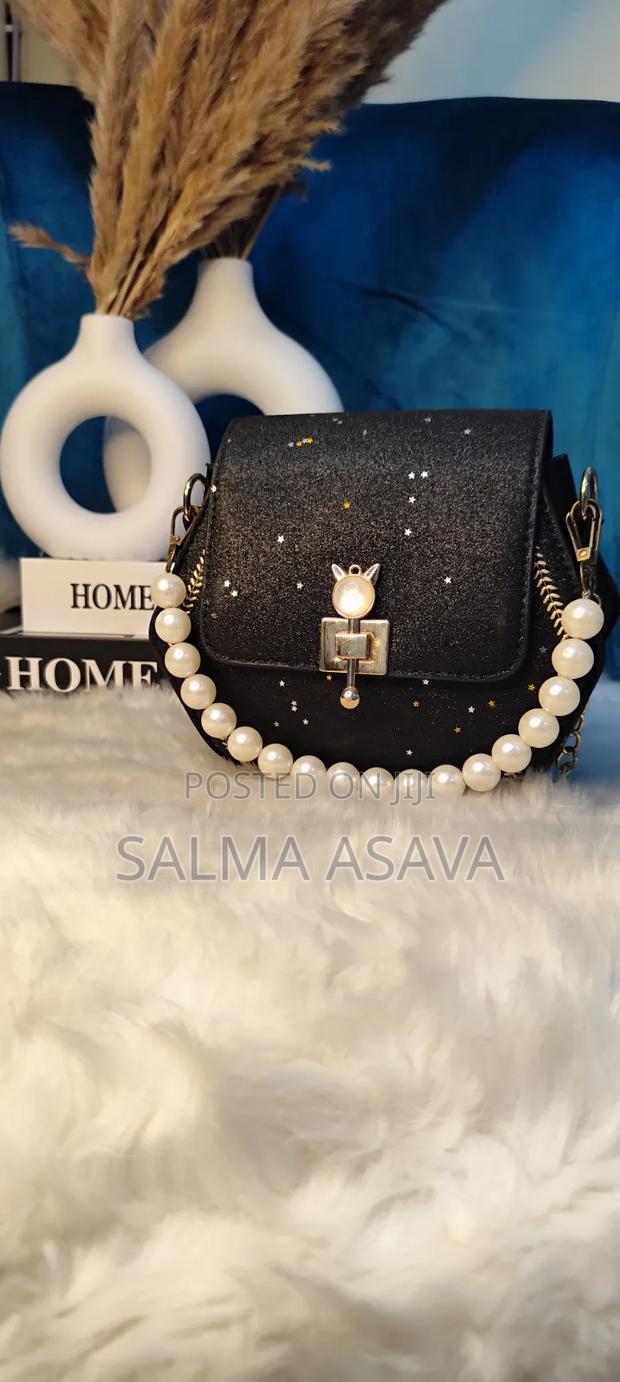 Thrifted Bags - thumbnail 9