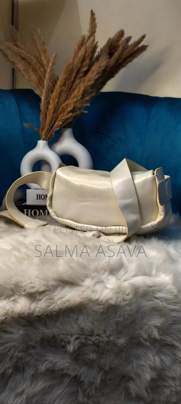 Thrifted Bags - thumbnail 20