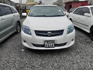 Toyota Corolla Fielder 2009 White