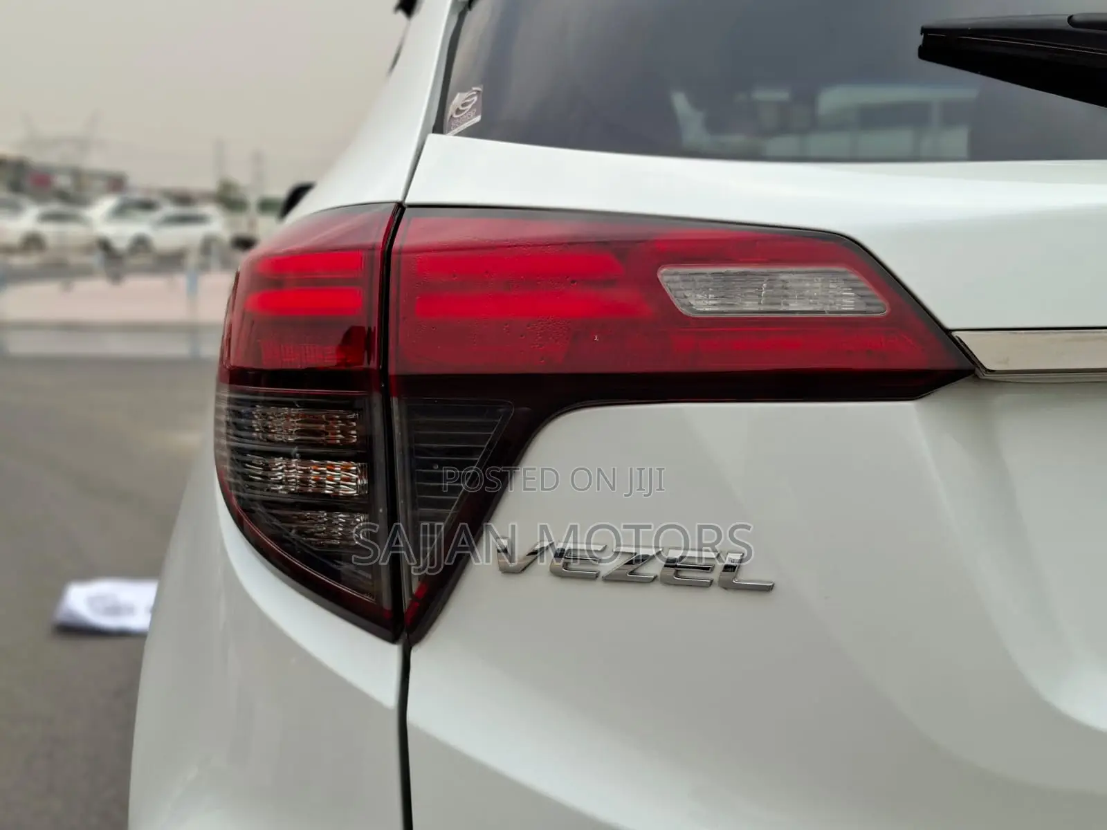 Honda Vezel 2019 White