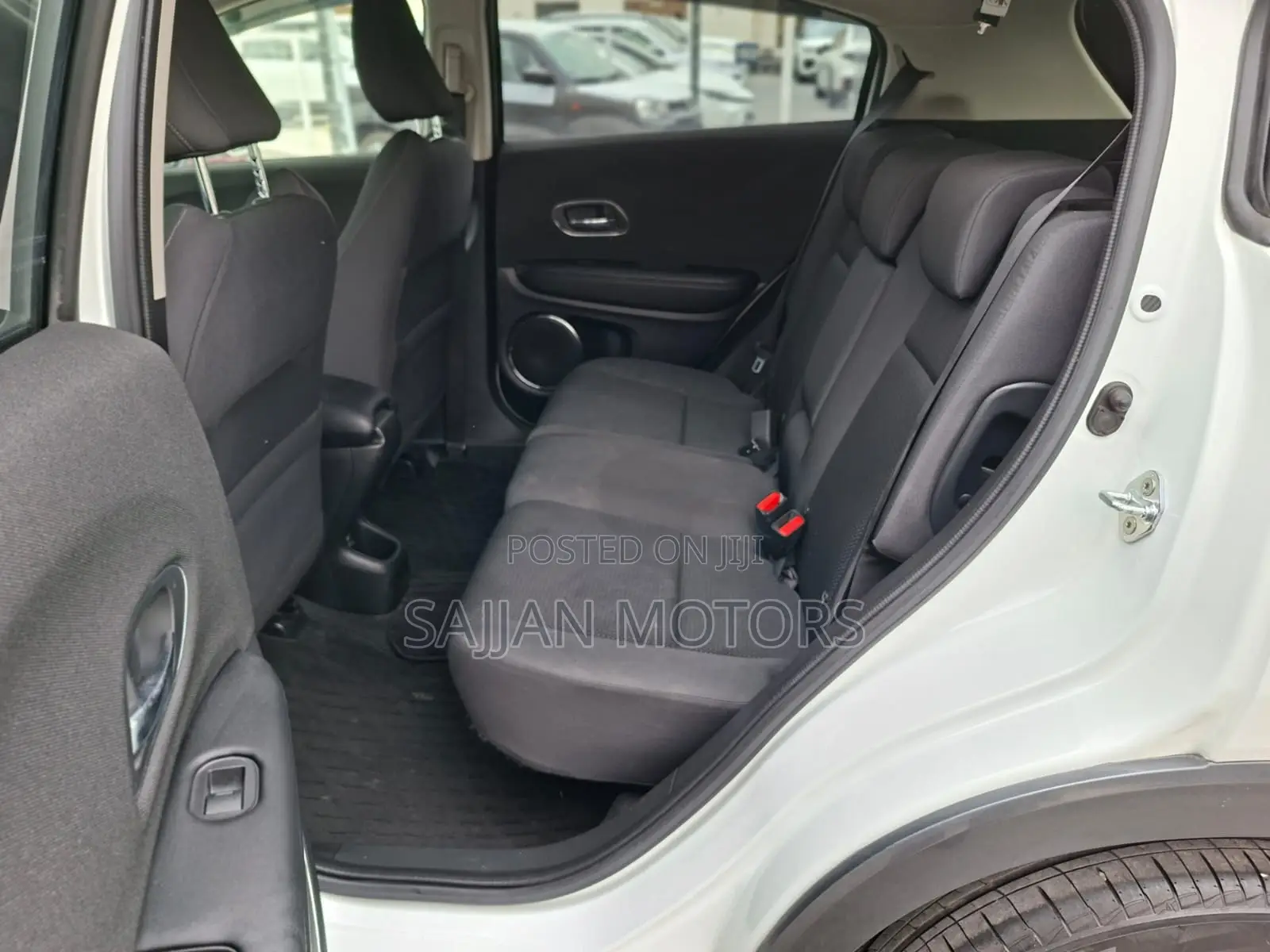 Honda Vezel 2019 White