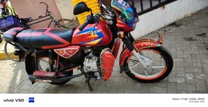 Bajaj Boxer 125 2026 Red