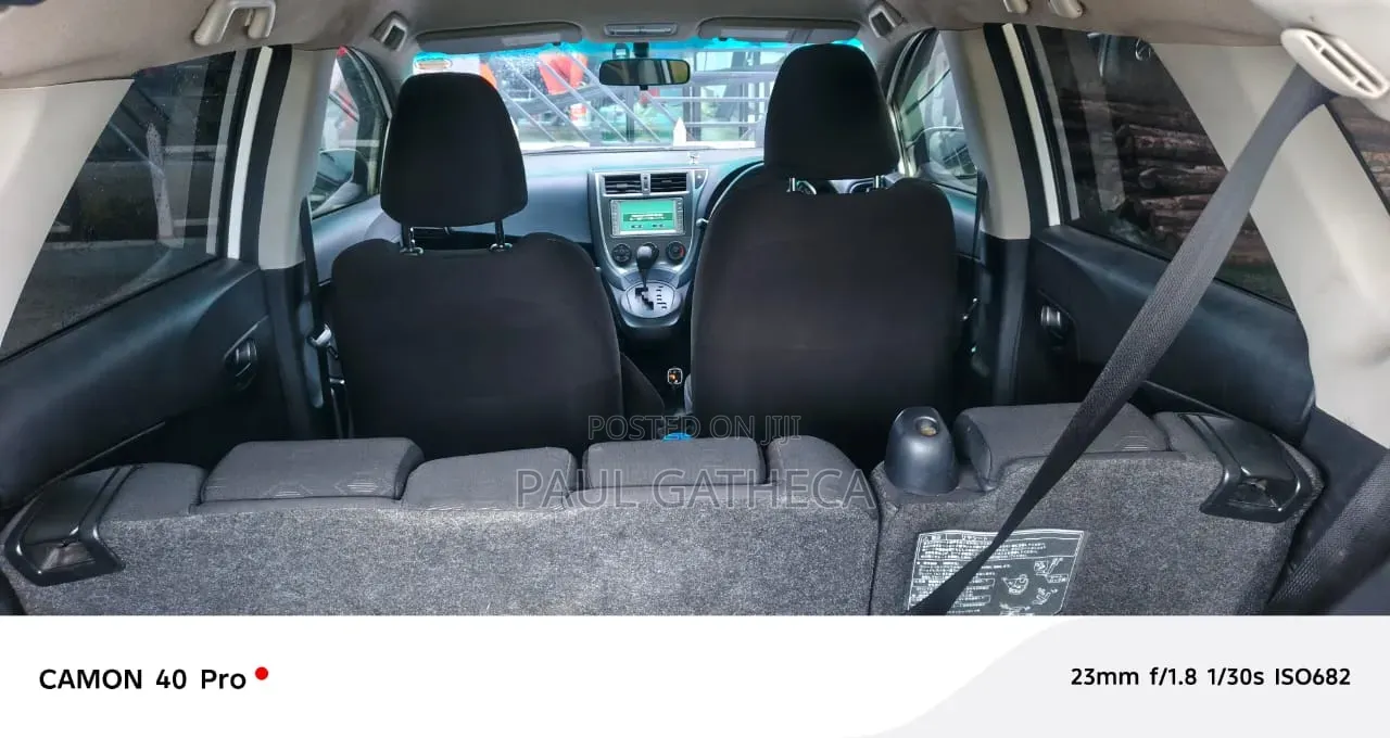 Toyota Ractis 2012 Off white