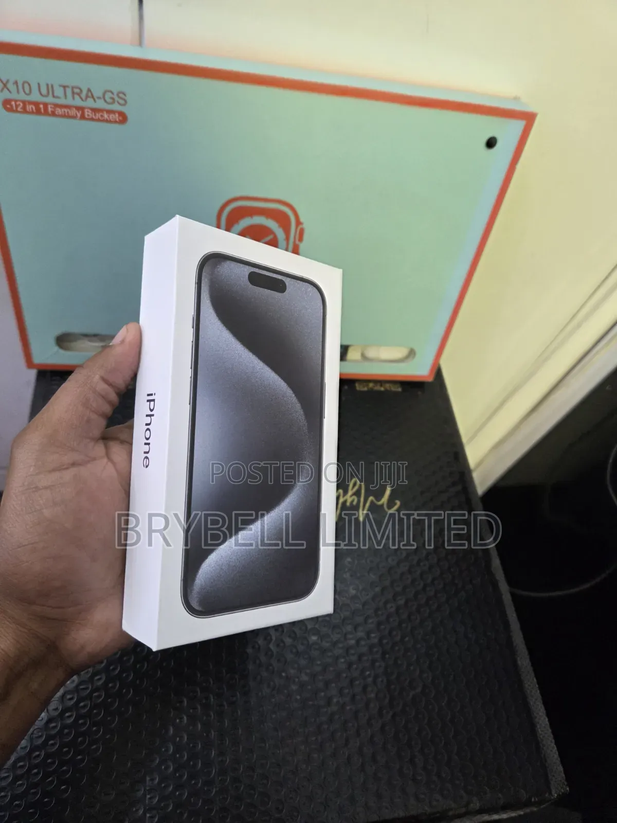 New Apple iPhone 15 Pro 256 GB Black