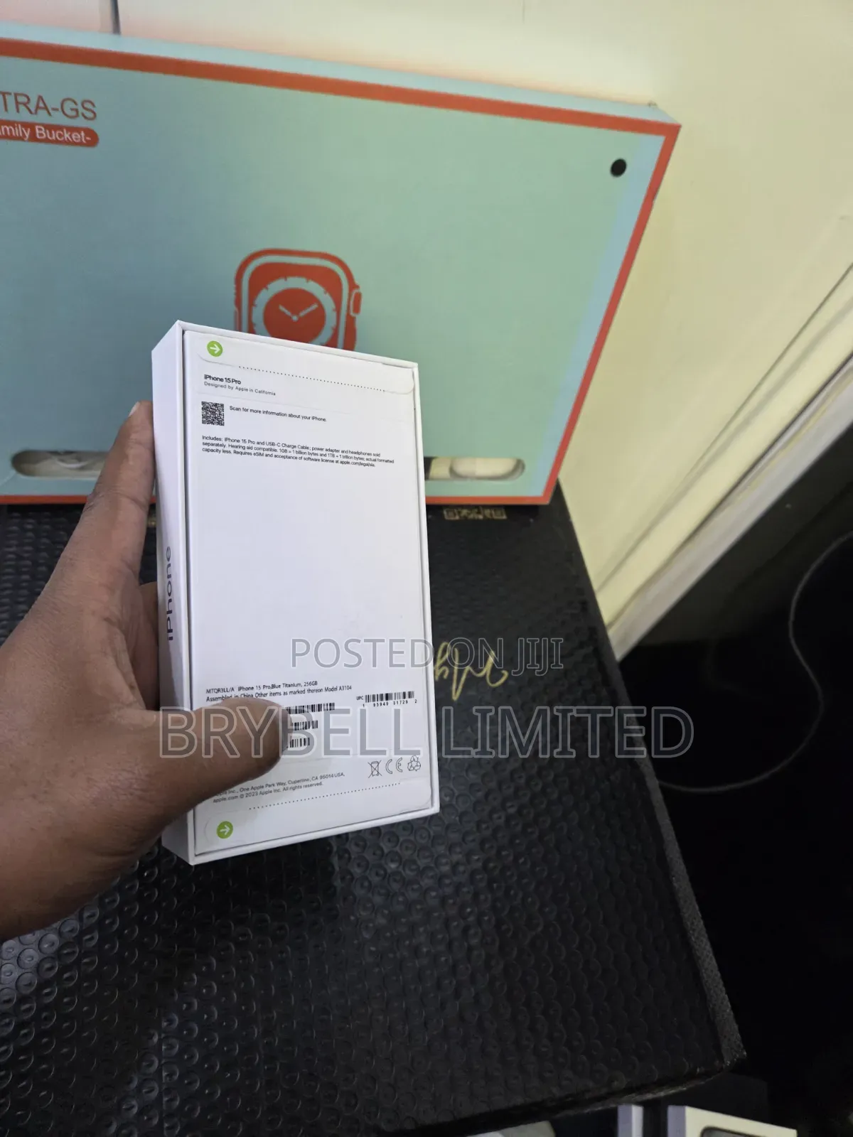 New Apple iPhone 15 Pro 256 GB Black