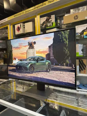 Dell P2720DC 27” QHD (2560 X 1440p) IPS USB-C Frameless Monitor