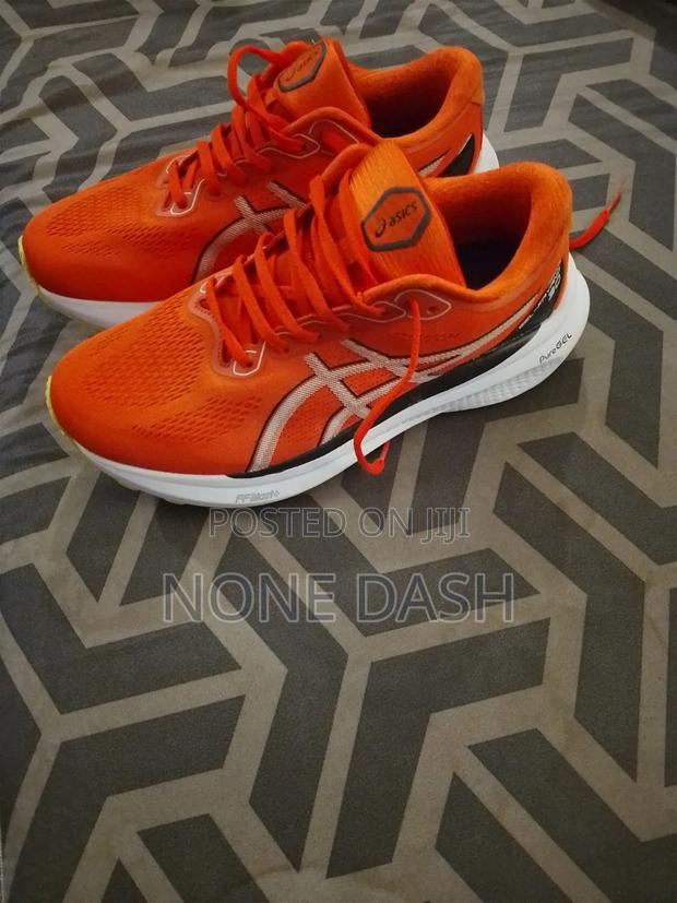 Asics Cayano Gel 30 Orange Colourway - thumbnail 2