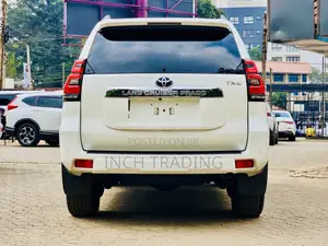 Toyota Land Cruiser Prado 2.8 2020 White