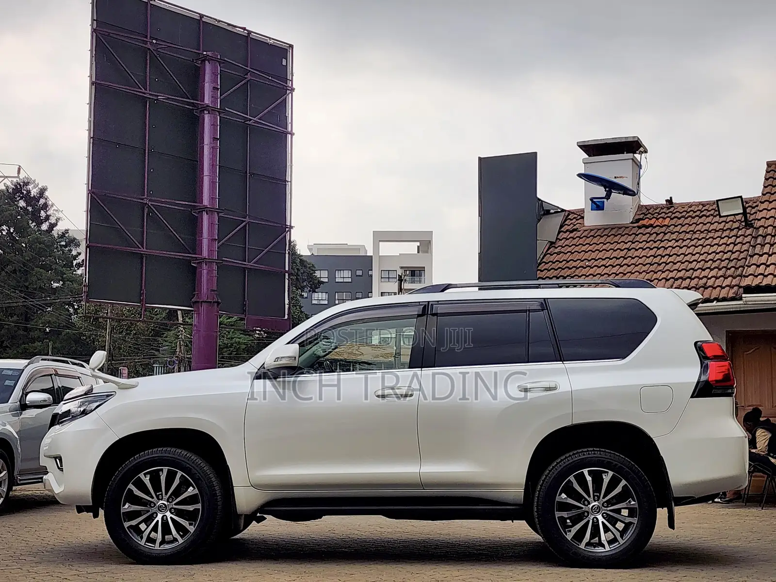 Toyota Land Cruiser Prado 2.8 2020 White