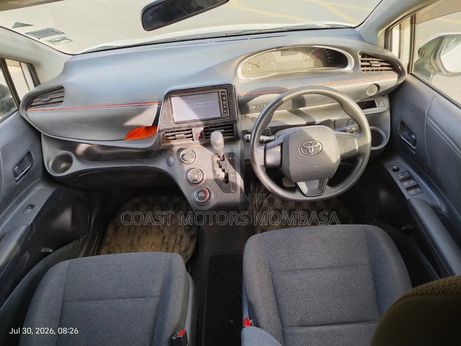 Toyota Sienta 2017 White