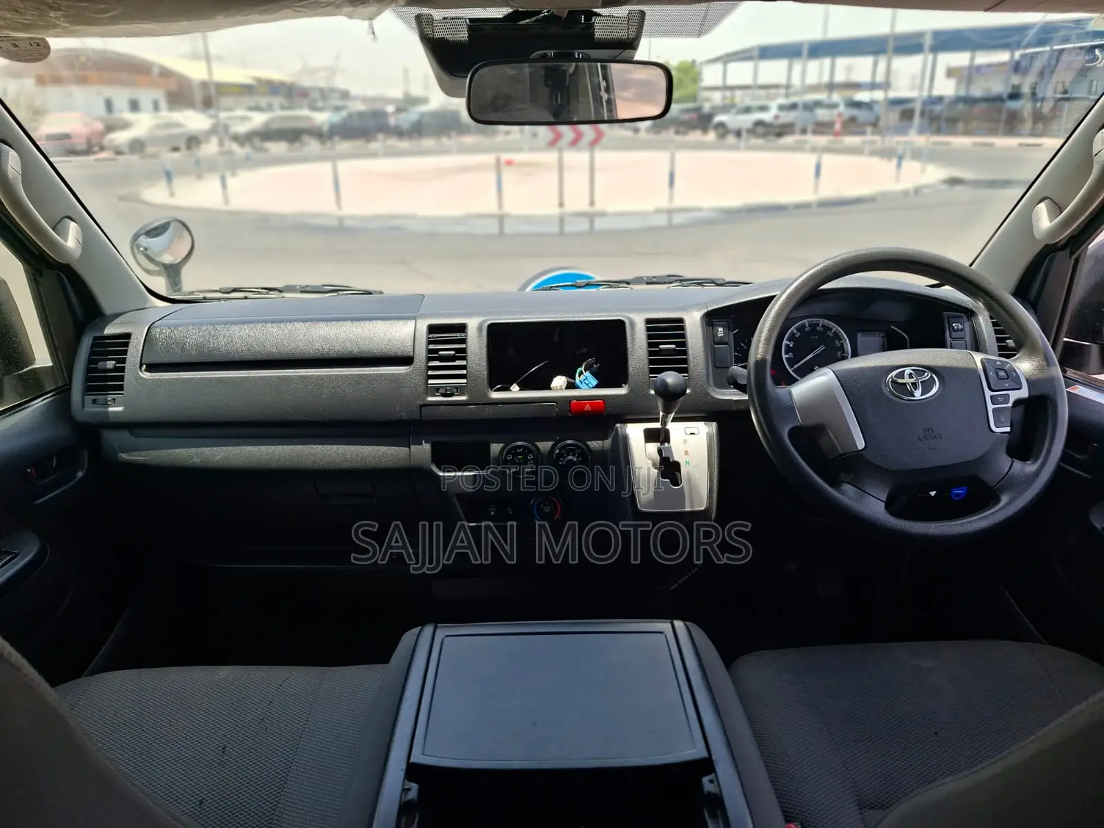 Toyota HiAce 2020 Silver