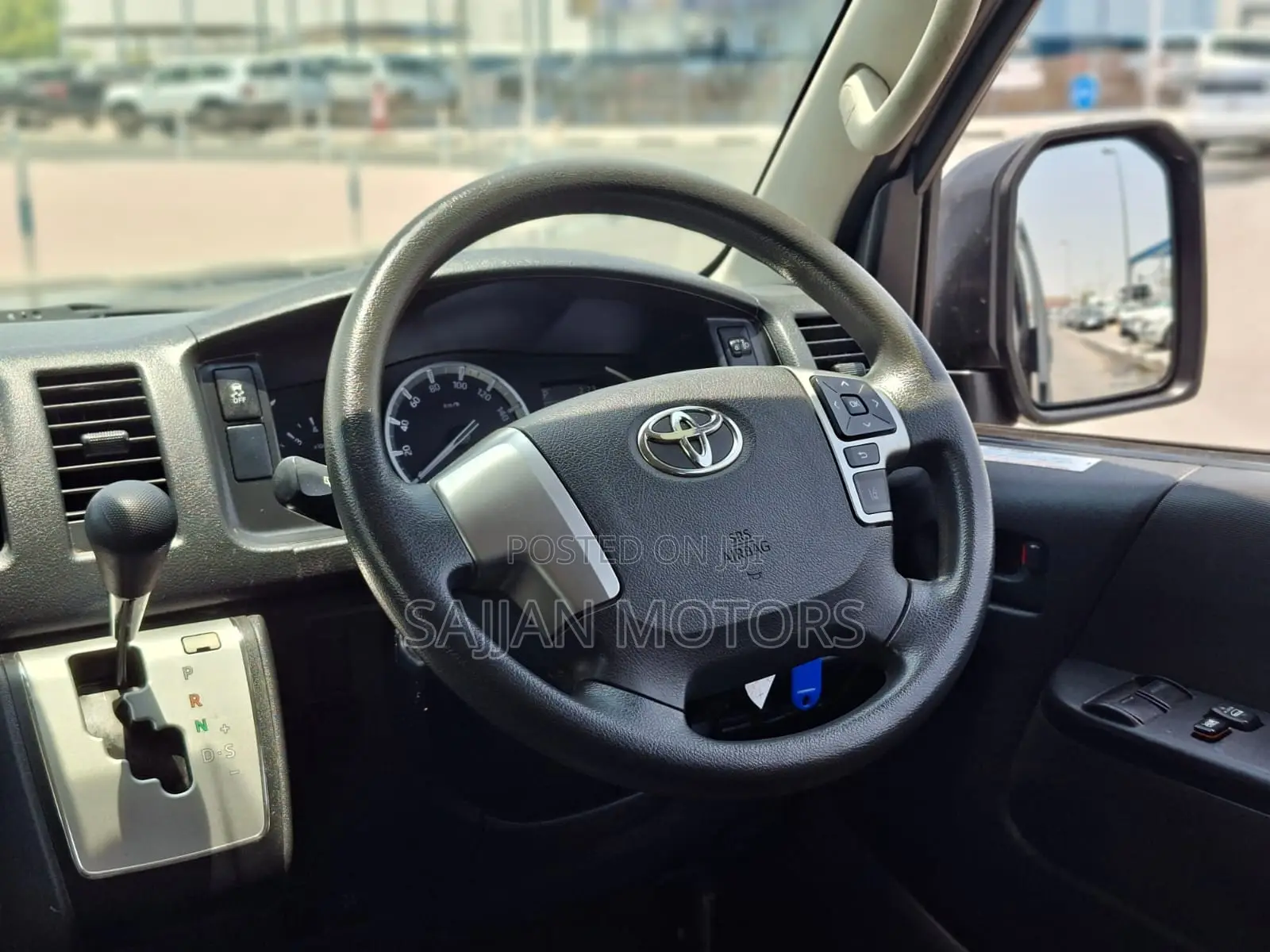 Toyota HiAce 2020 Silver