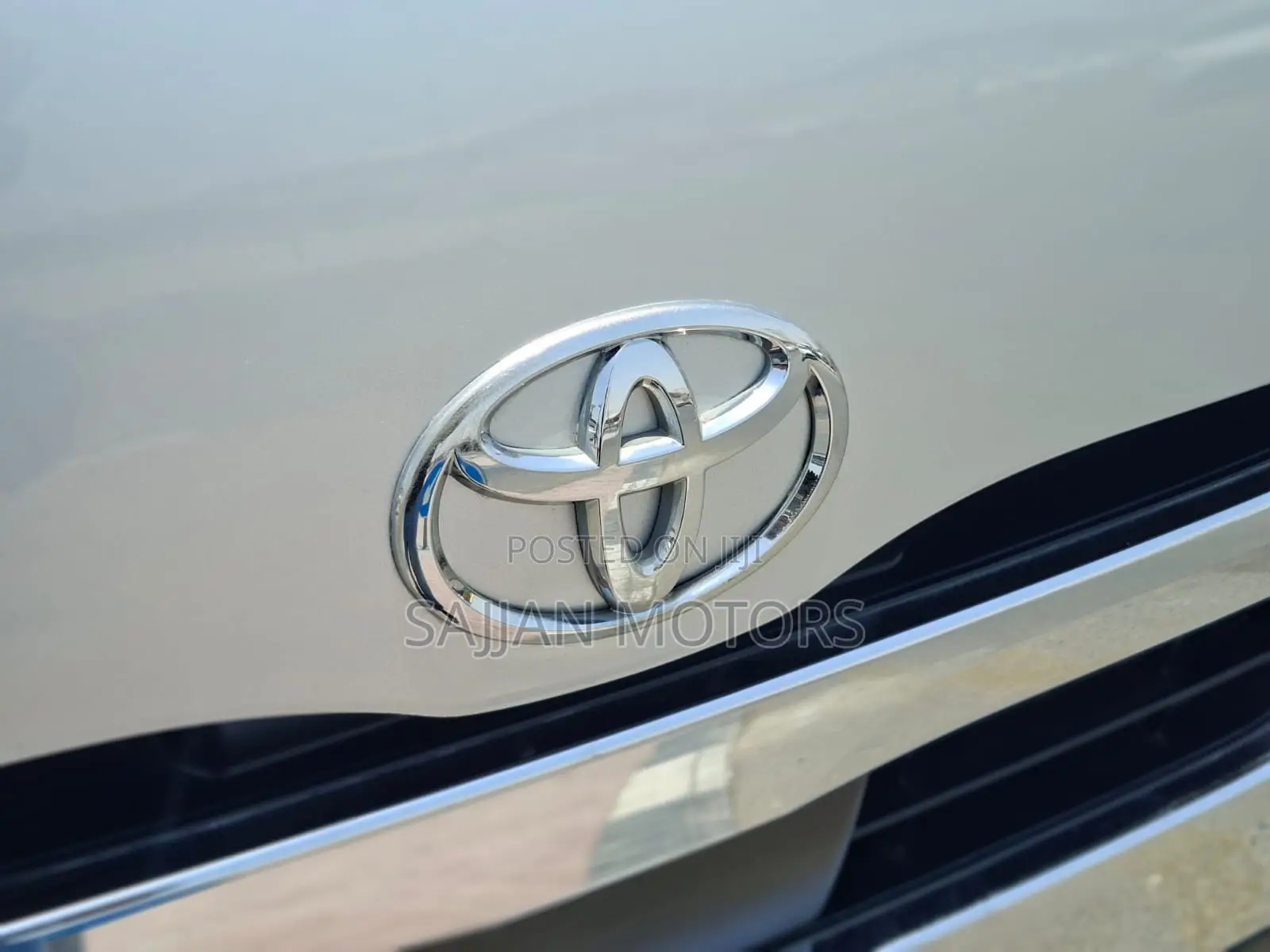 Toyota HiAce 2020 Silver