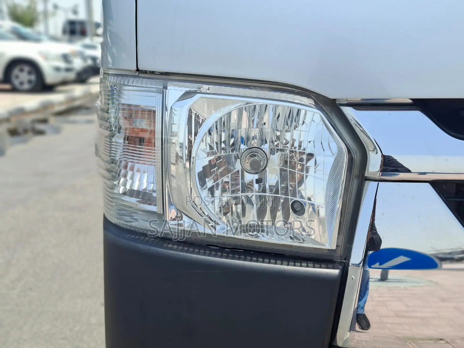 Toyota HiAce 2020 Silver