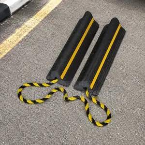 Heavy Duty Rubber Wheel Chocks