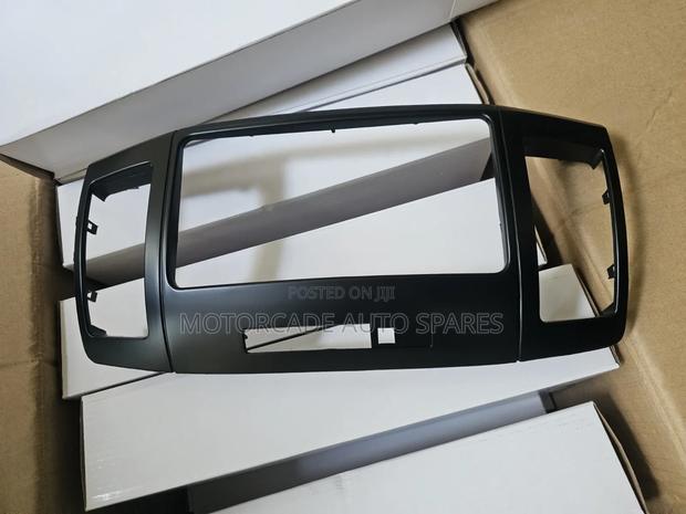 Toyota Premio 240 Air Vents Console - thumbnail 2