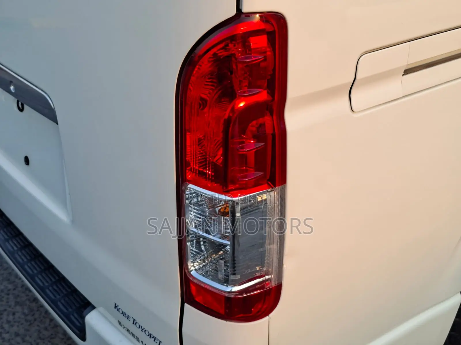 Toyota HiAce 2020 White