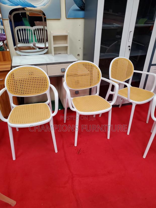 Brown Indoor/Outdoor Pation Chair - thumbnail 3