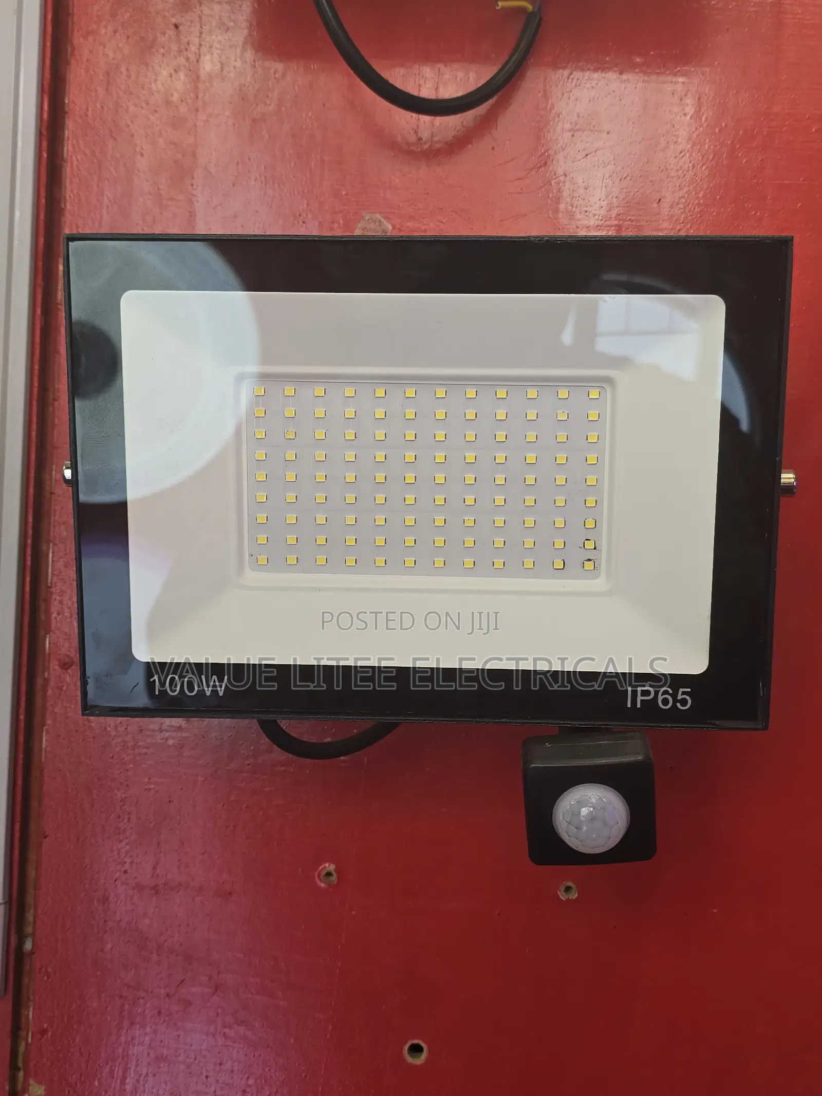 100w AC Floodlight With Motion Sensor (Stima)