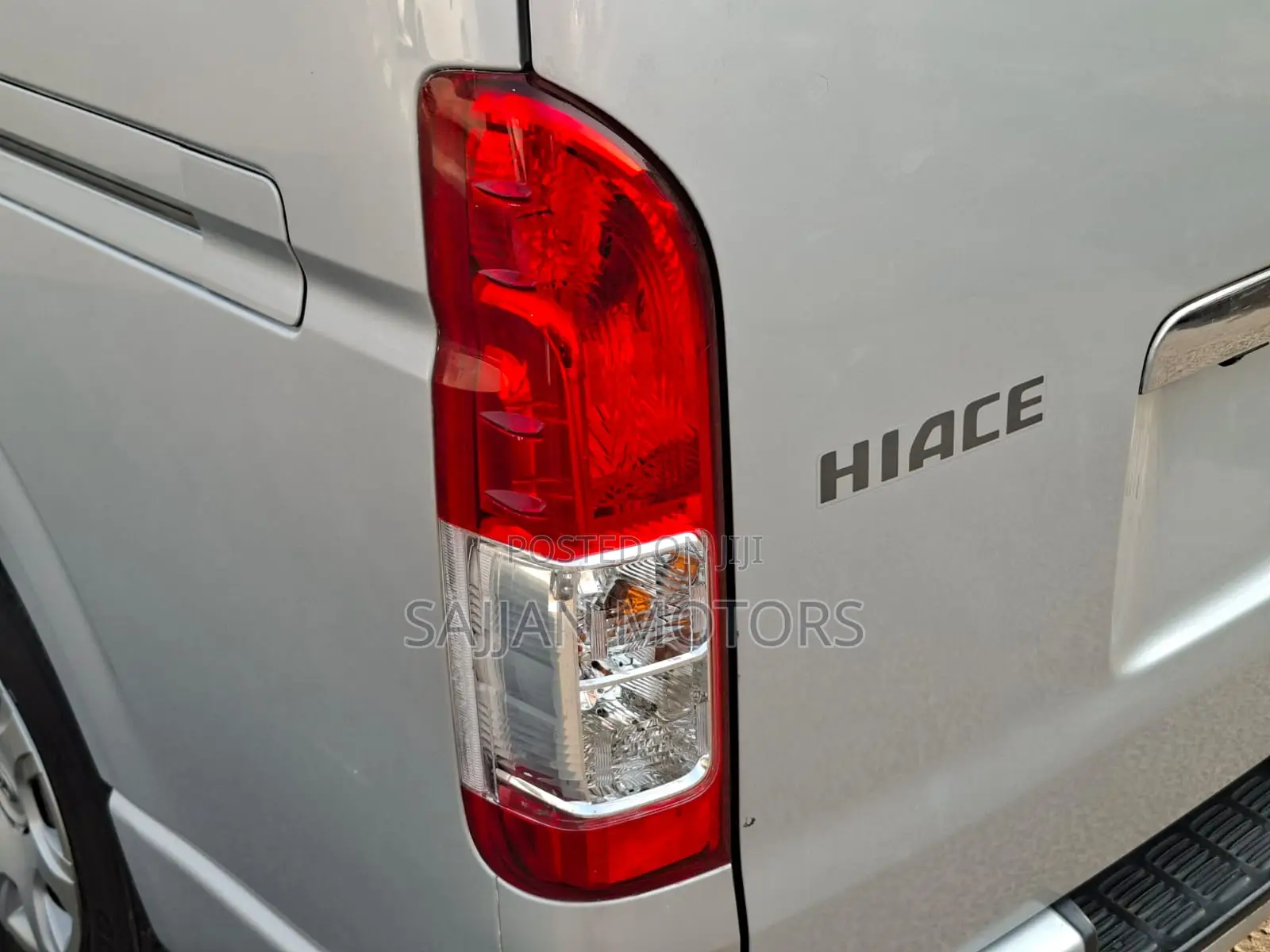 Toyota HiAce 2020 Silver