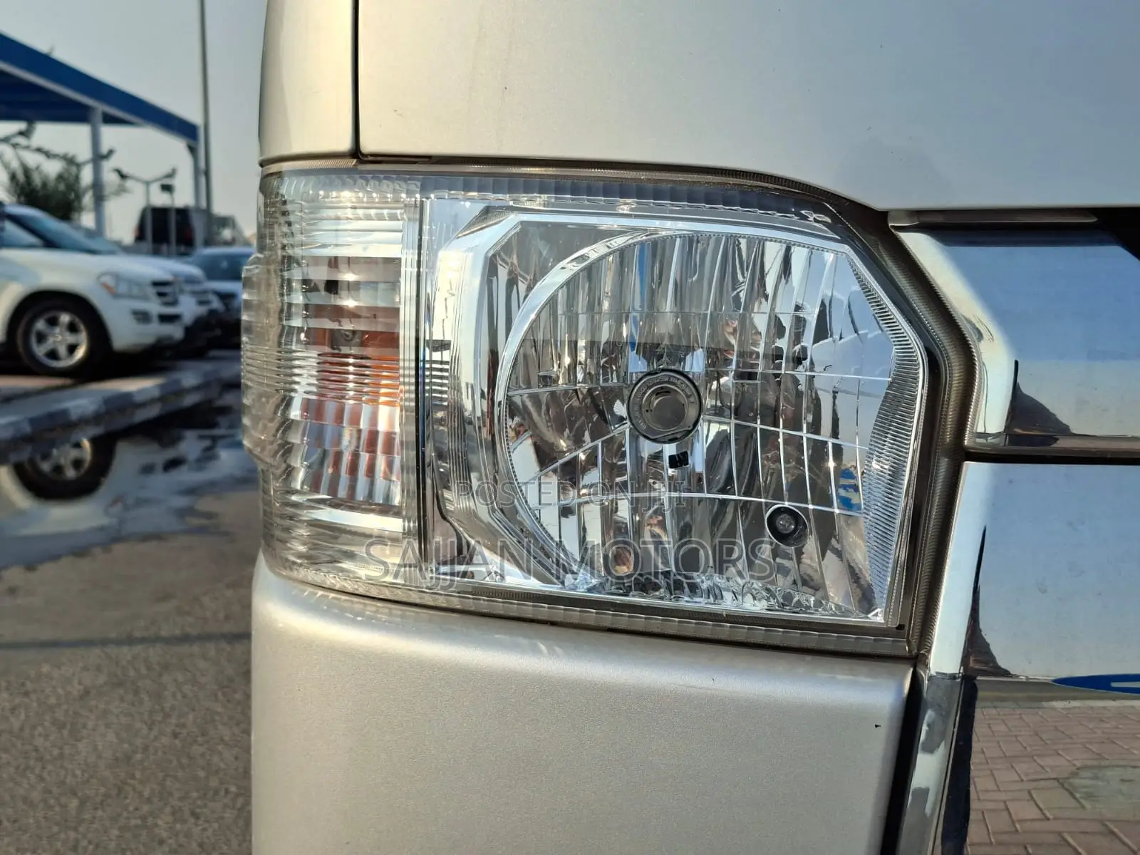 Toyota HiAce 2020 Silver