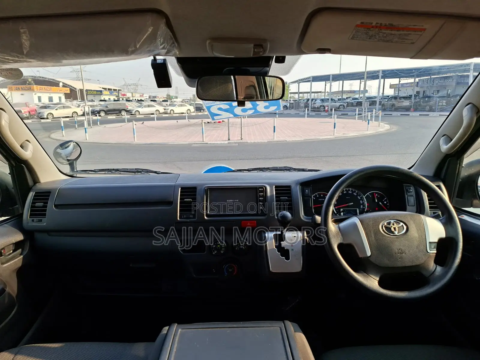Toyota HiAce 2020 Silver