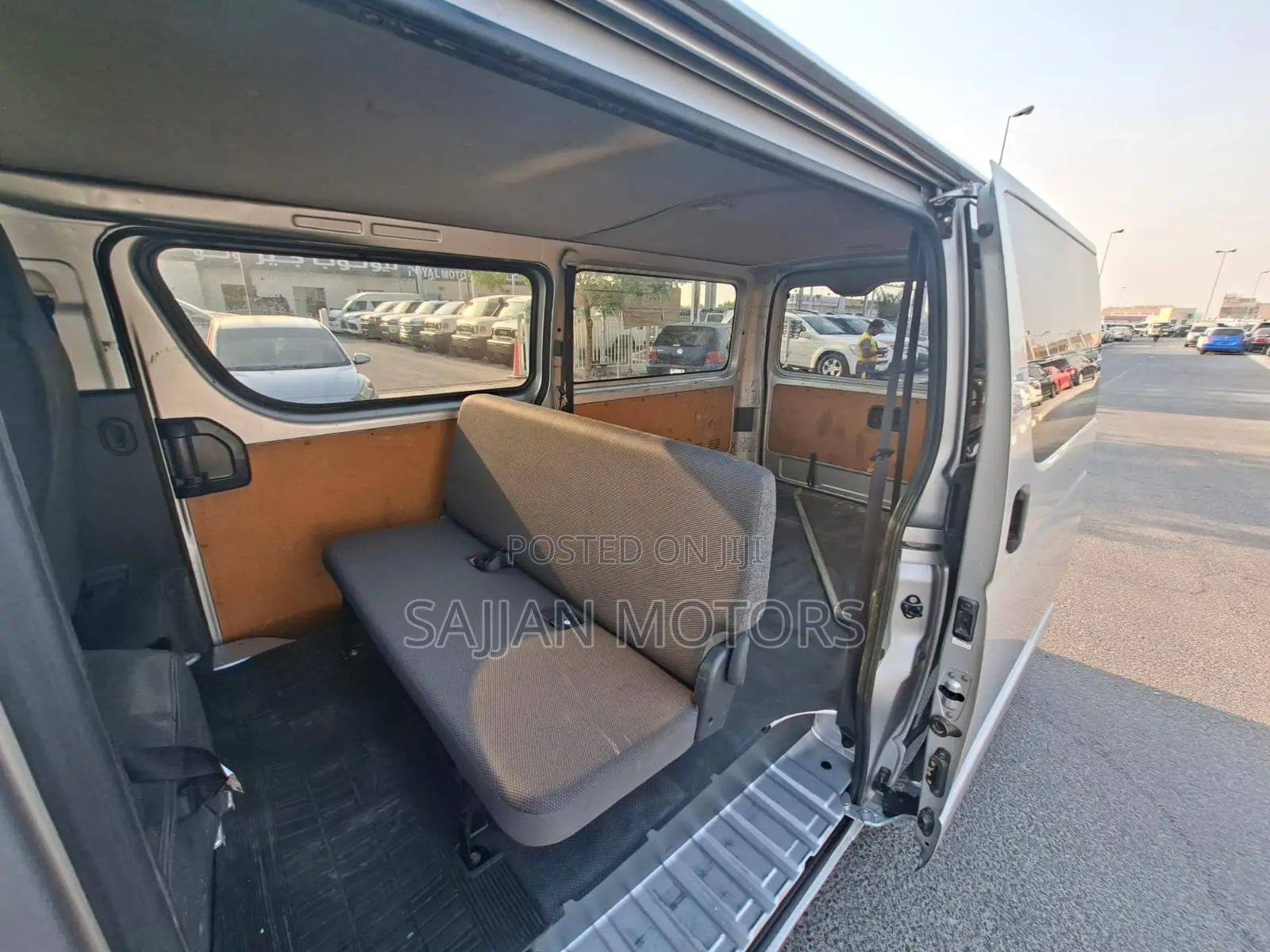 Toyota HiAce 2020 Silver