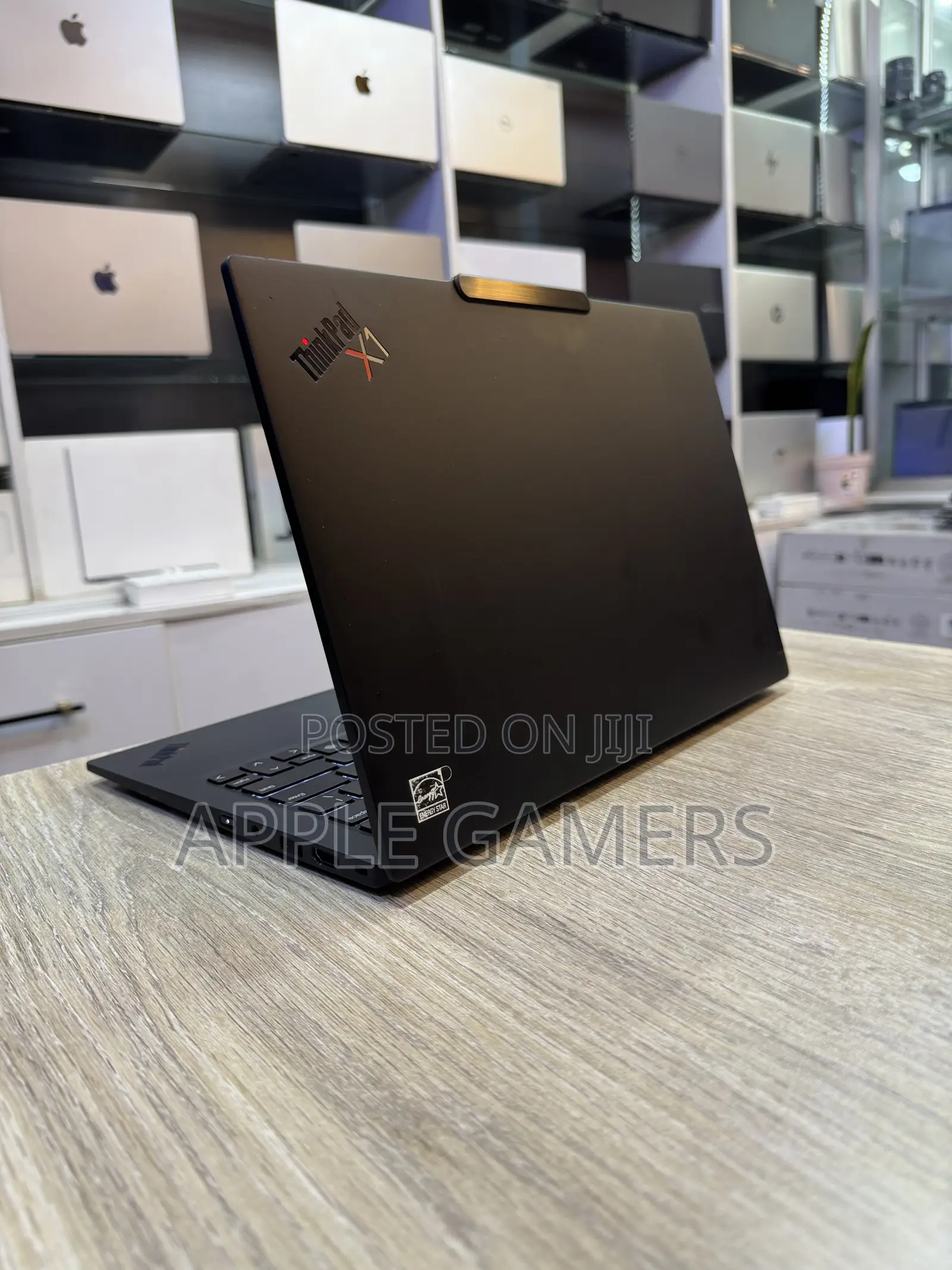 Laptop Lenovo ThinkPad X1 Carbon 32GB Intel Core Ultra 7 SSD 1T
