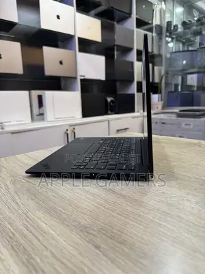 Laptop Lenovo ThinkPad X1 Carbon 32GB Intel Core Ultra 7 SSD 1T