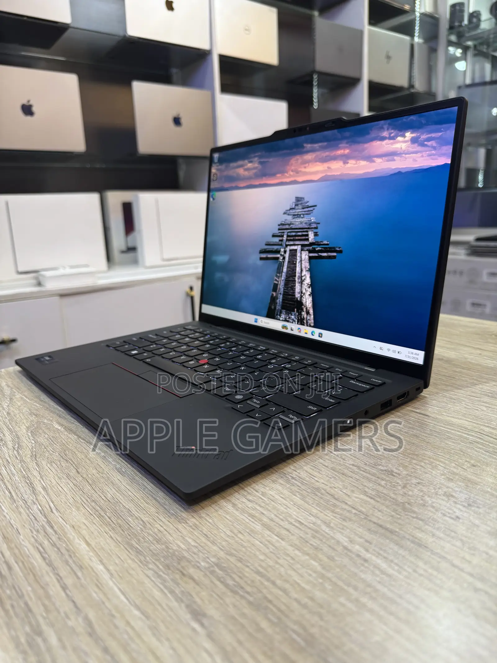 Laptop Lenovo ThinkPad X1 Carbon 32GB Intel Core Ultra 7 SSD 1T