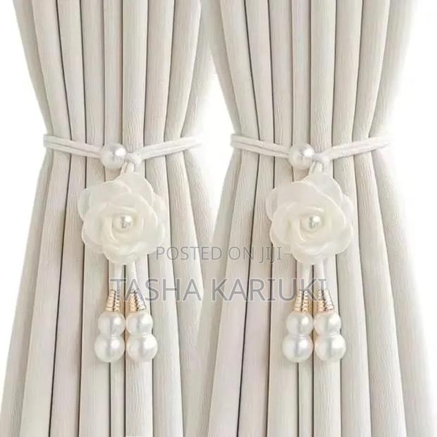 Creative Camelia Flower Decorative Curtain Tieback Per Pair