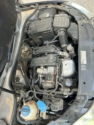 Volkswagen Golf 2013 Blue