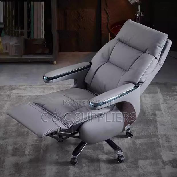 Reclining Massage Leather Office Chair. - main view