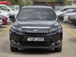 Toyota Harrier 2.0 2016 Black