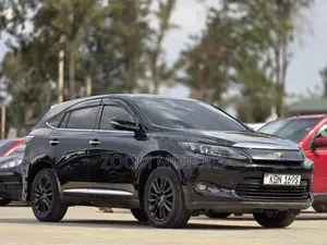 Toyota Harrier 2.0 2016 Black