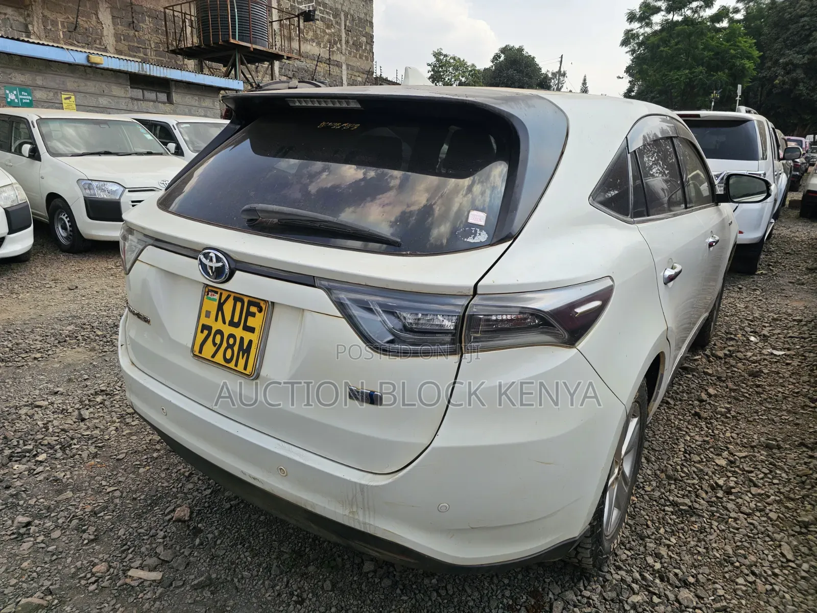 Toyota Harrier 2014 White