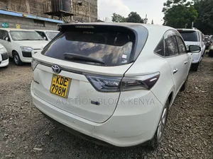 Toyota Harrier 2014 White