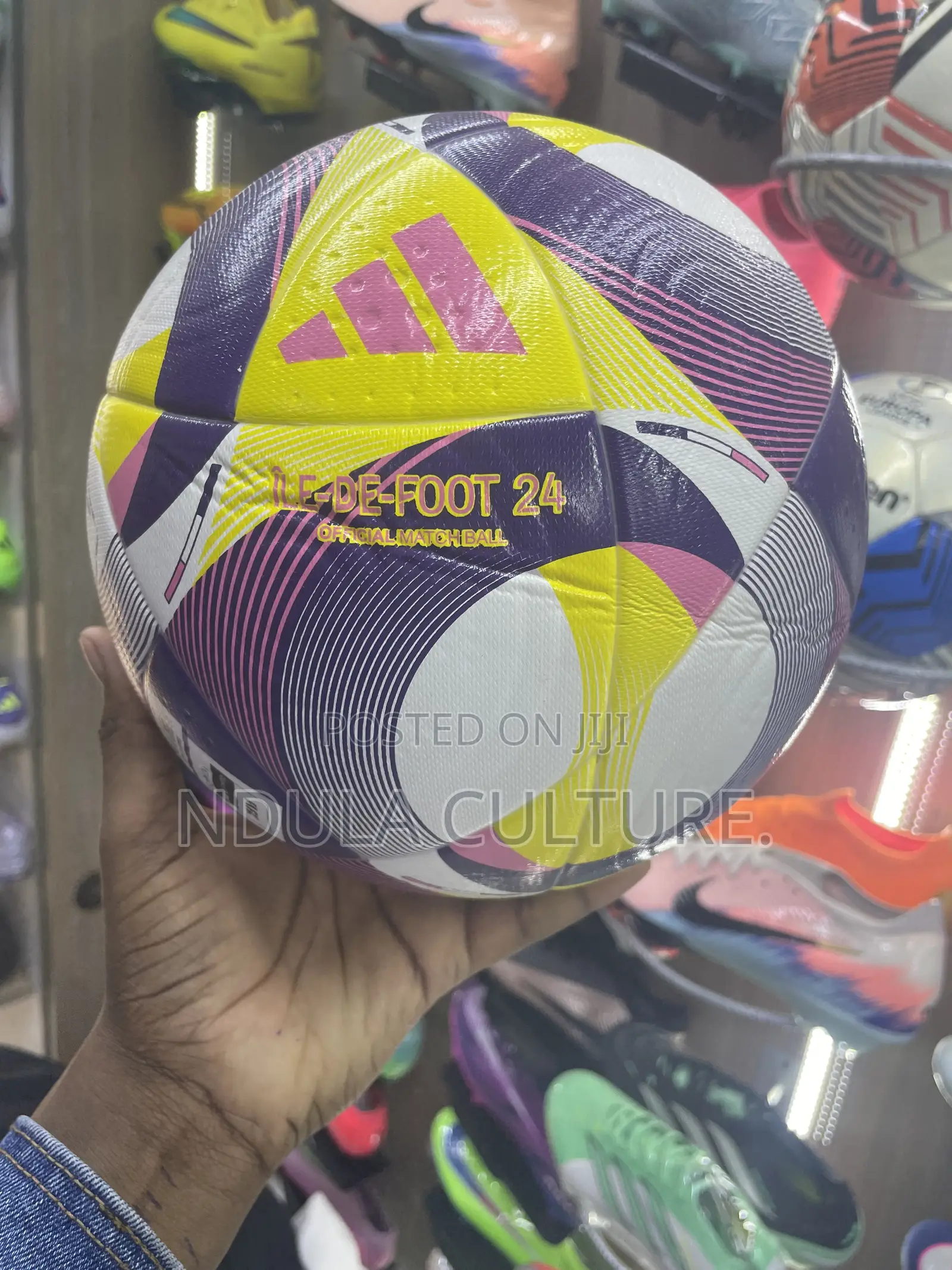 Mikasa ,Puma,adidas, Molten Orginal Soccer Balls Tube Tubeless