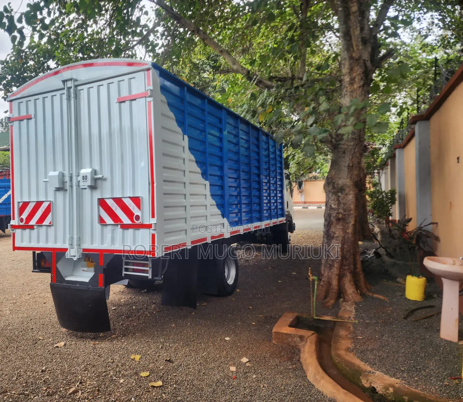 Isuzu FRR 90 Slay Queen